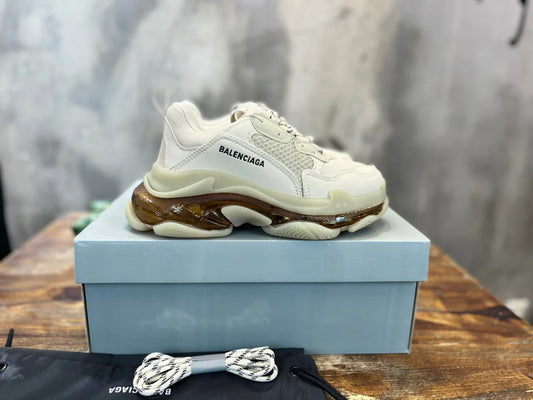 BB SNEAKER
