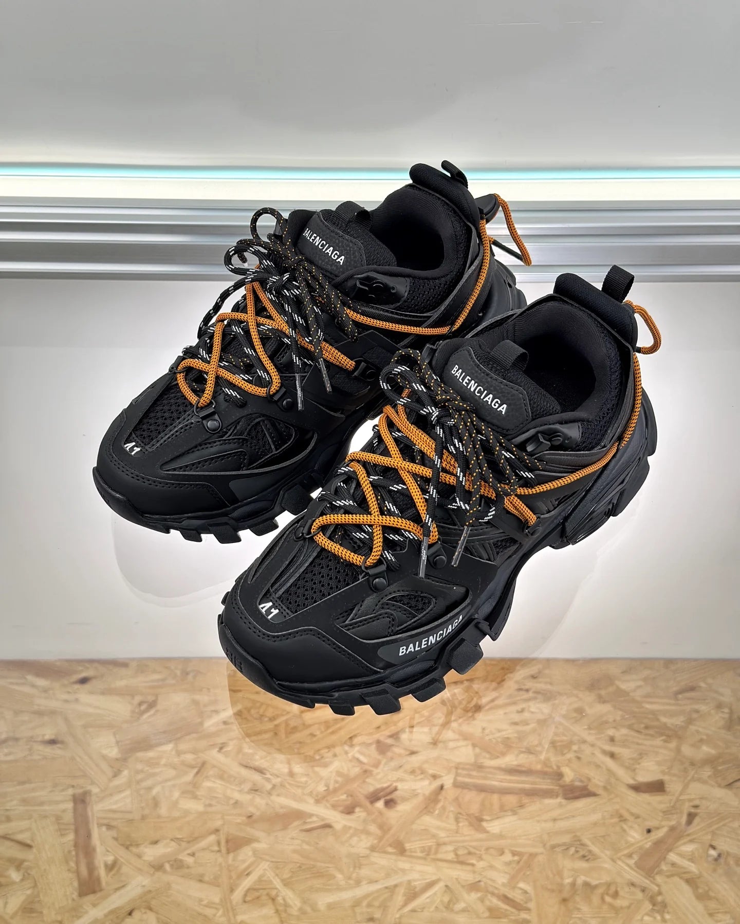 BB SNEAKER