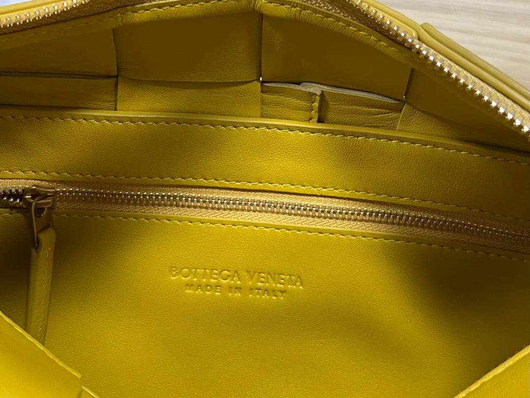 BV BAG