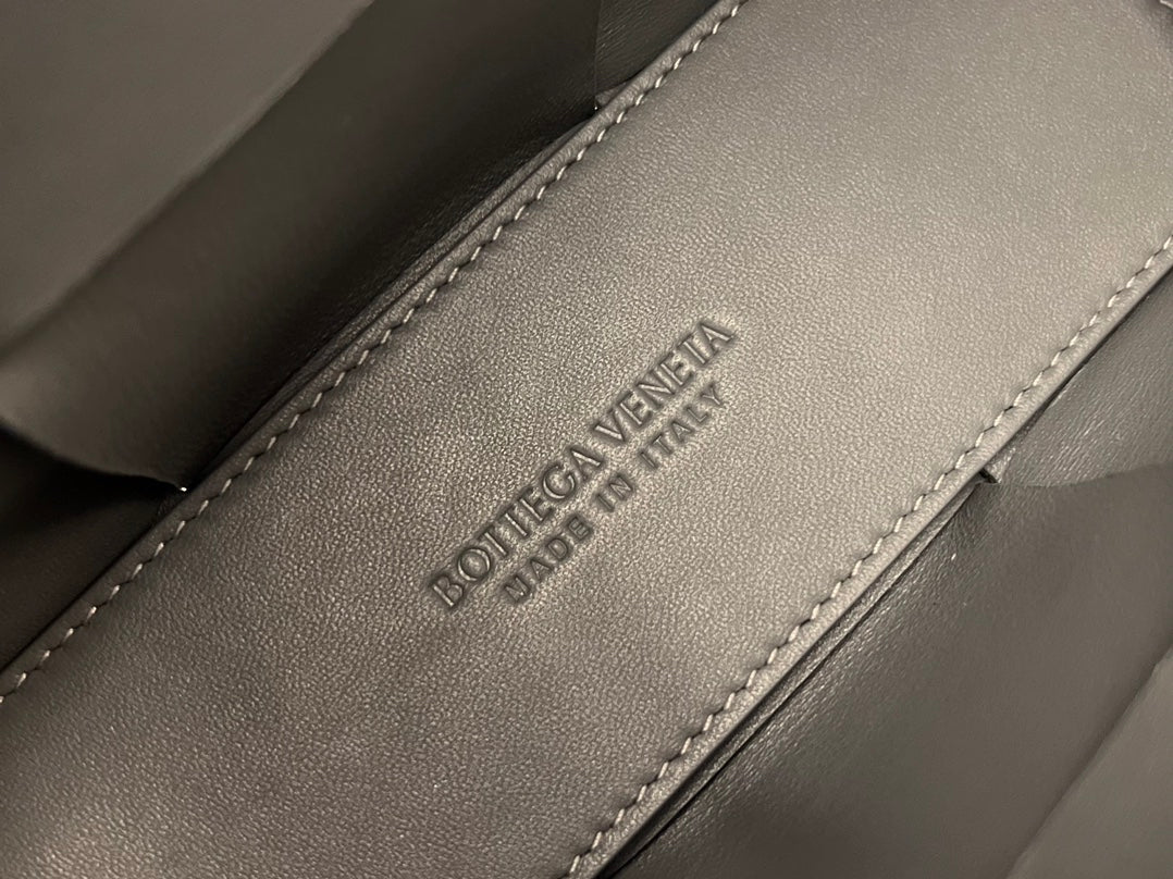 BV BAG