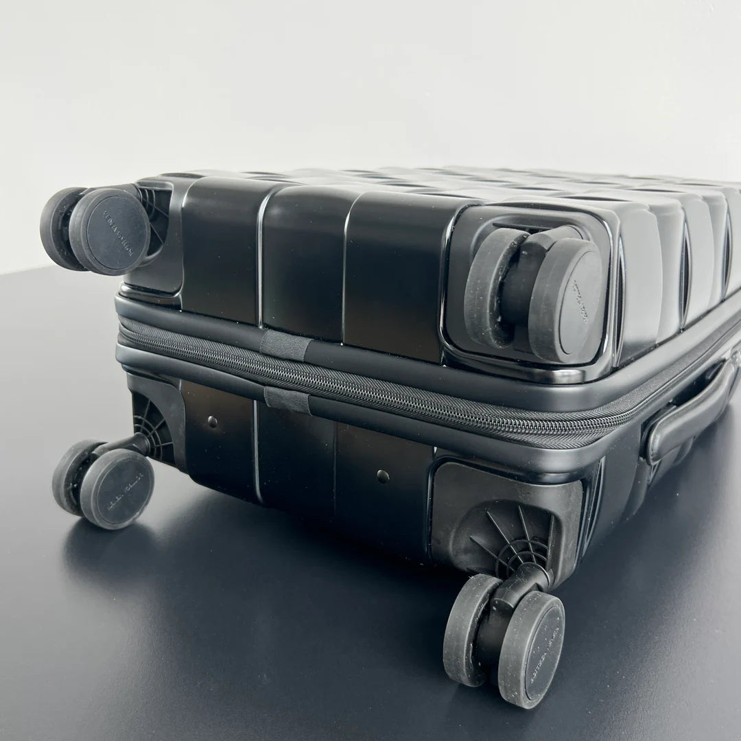 BV LUGGAGE