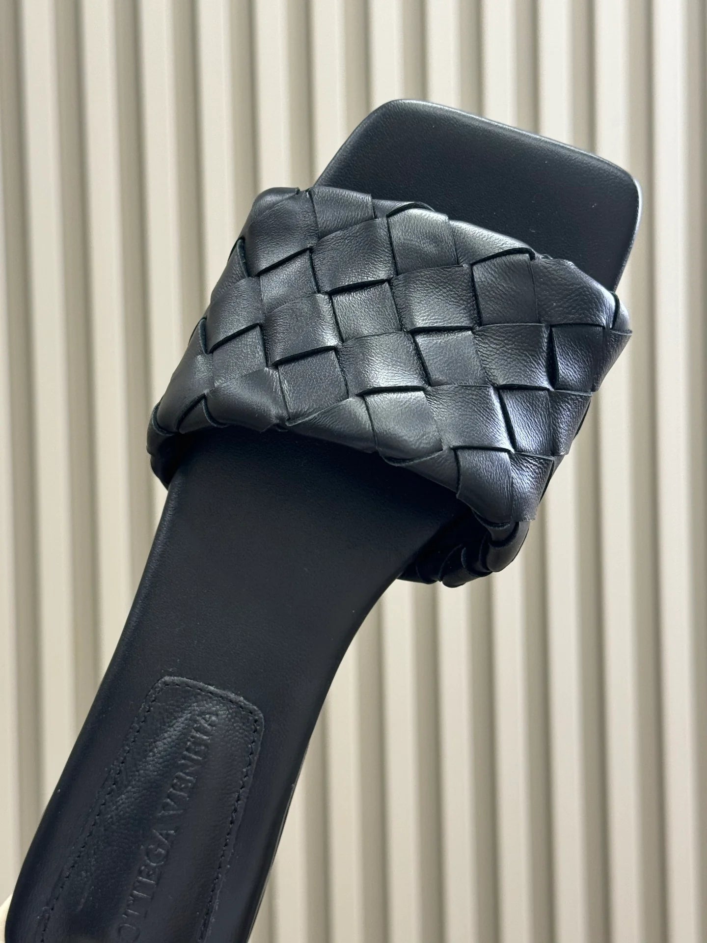 BV SANDAL