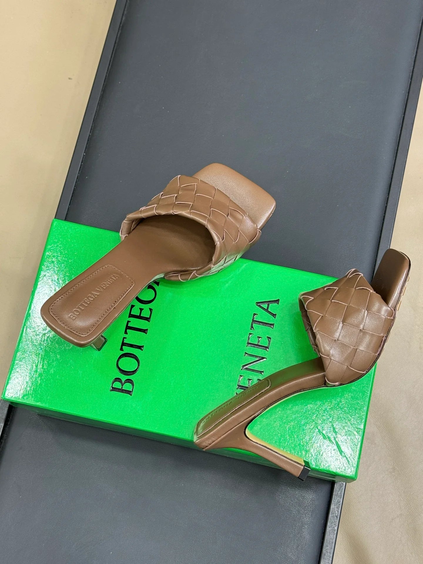 BV SANDAL