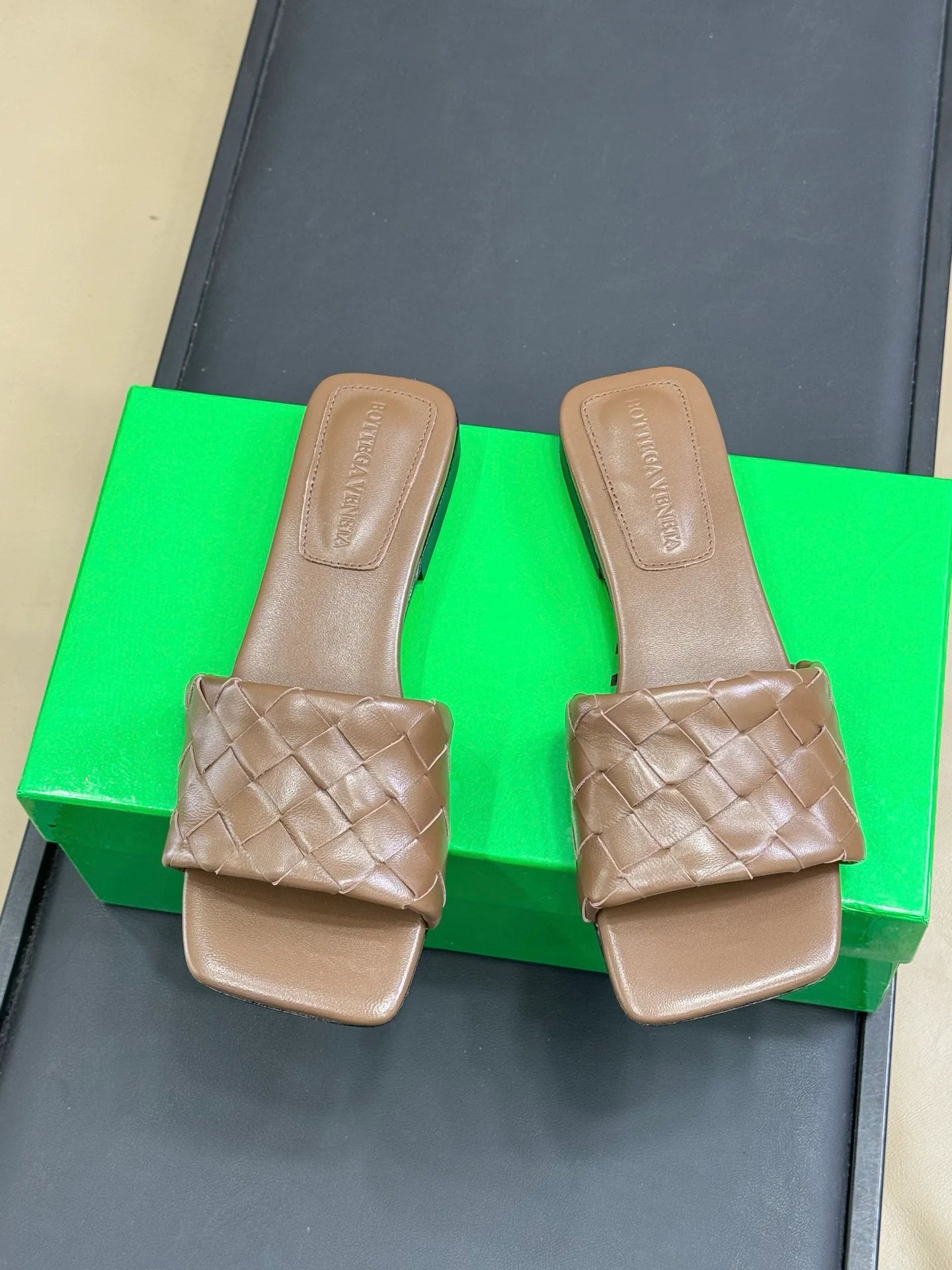 BV SANDAL