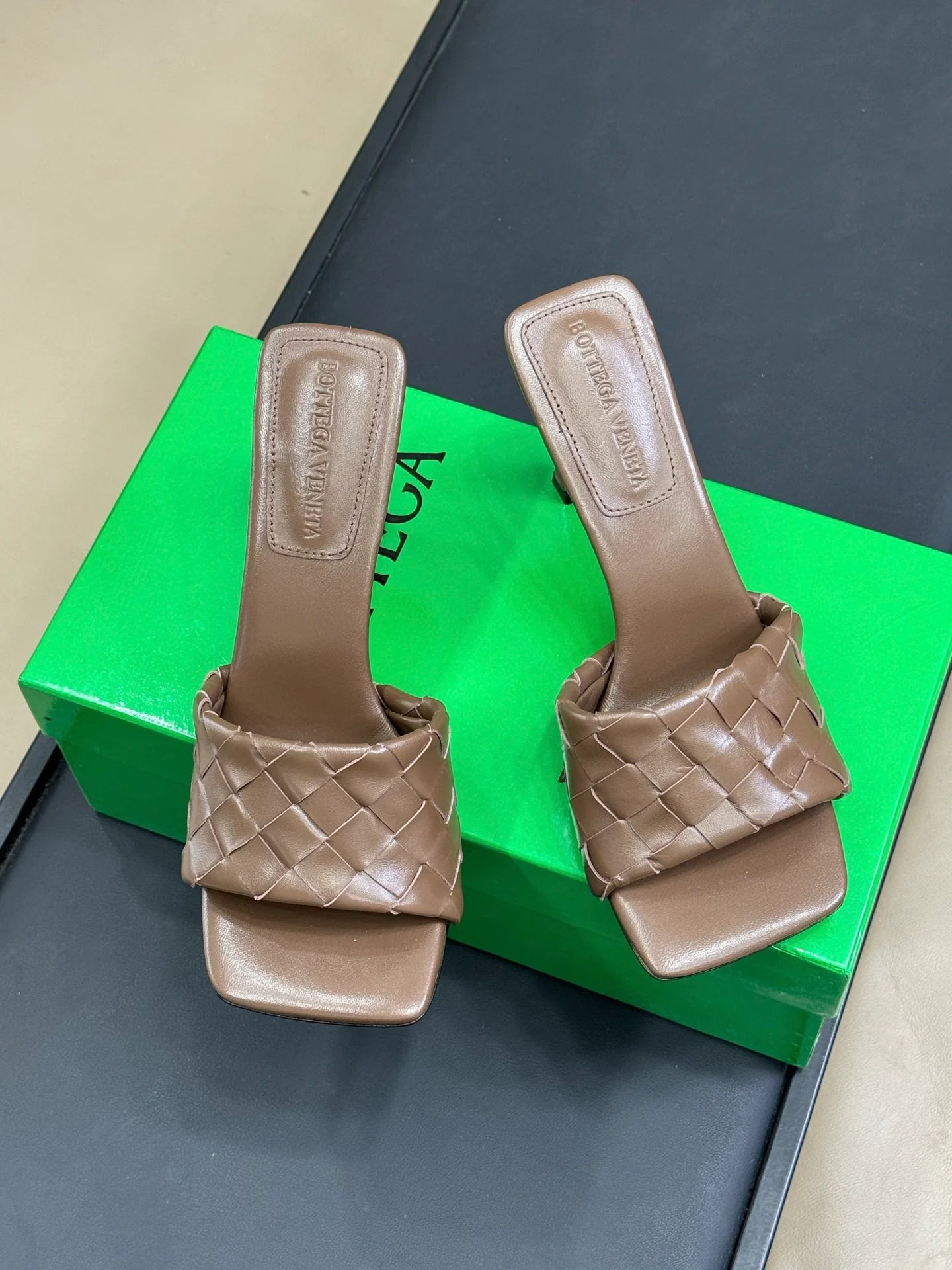 BV SANDAL