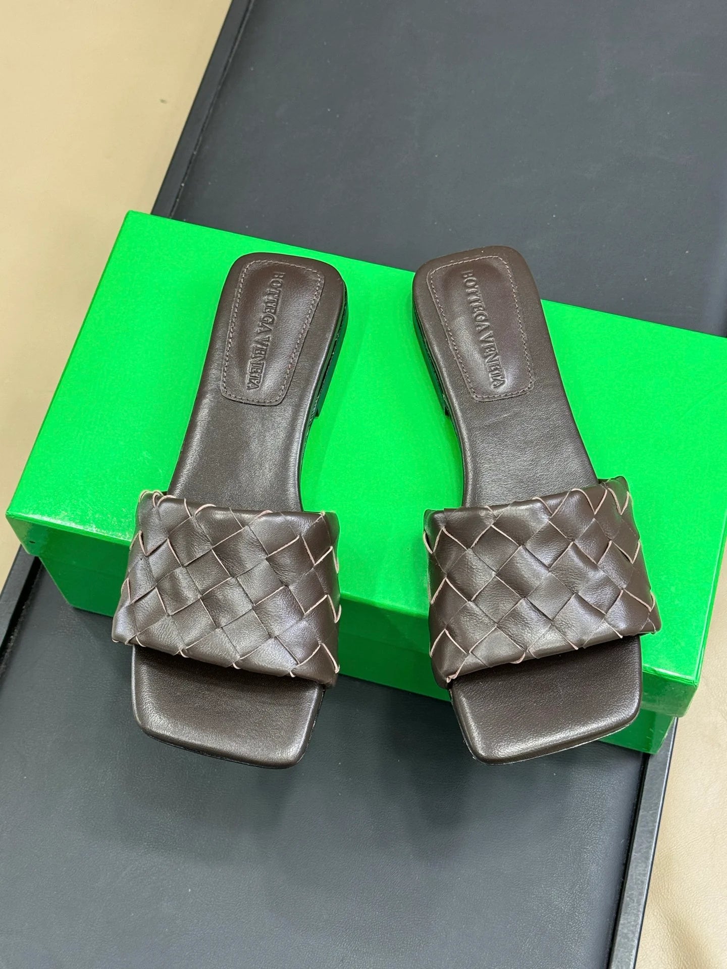 BV SANDAL