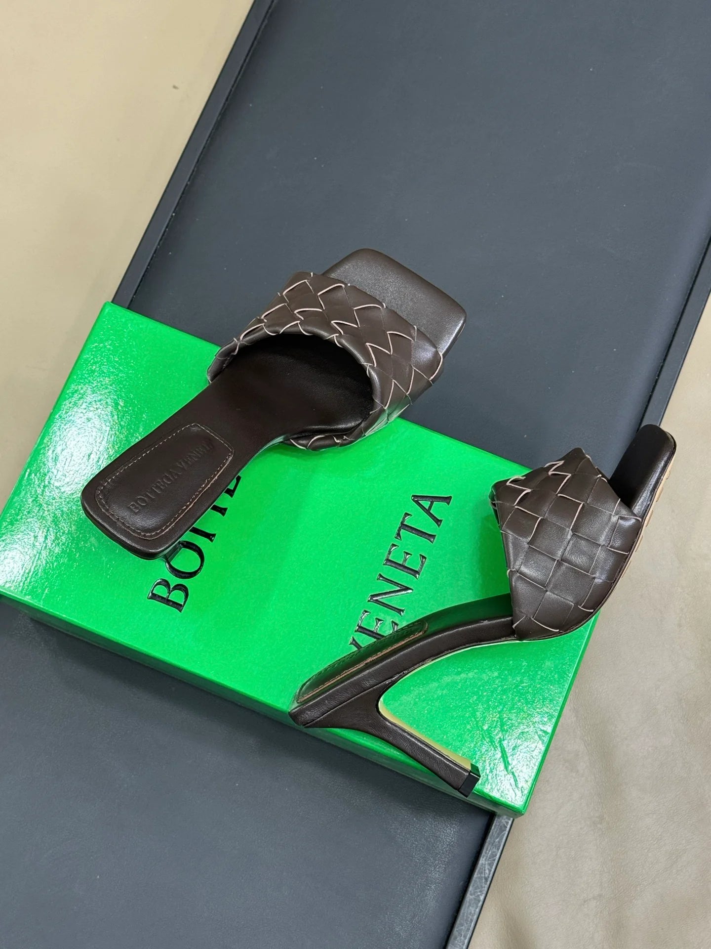 BV SANDAL