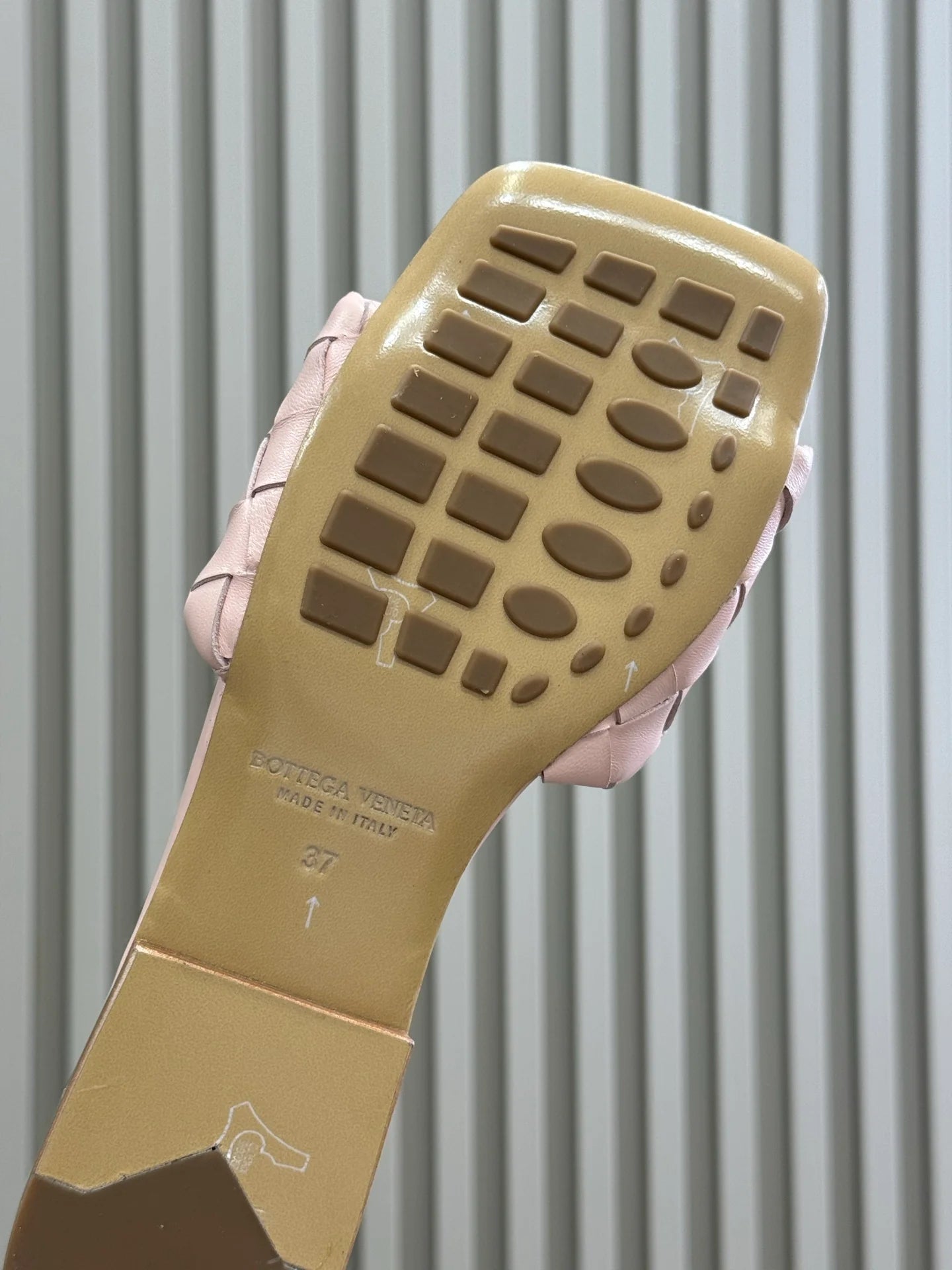 BV SANDAL