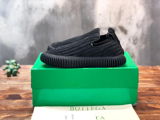 BV SNEAKER 14