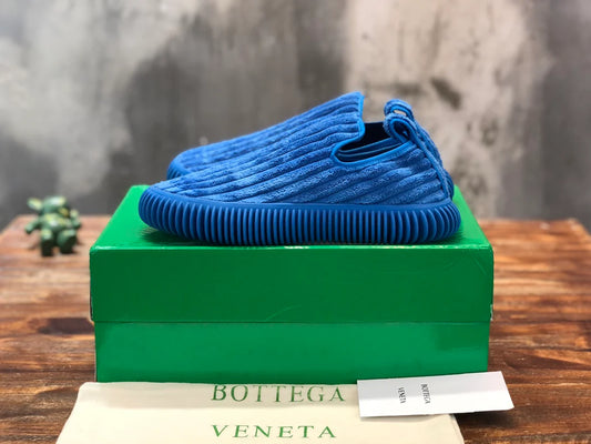 BV SNEAKER 16