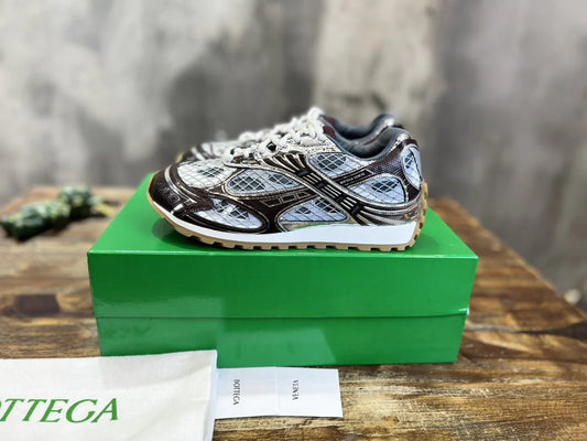 BV SNEAKER 31