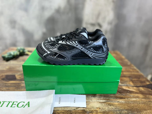 BV SNEAKER 33