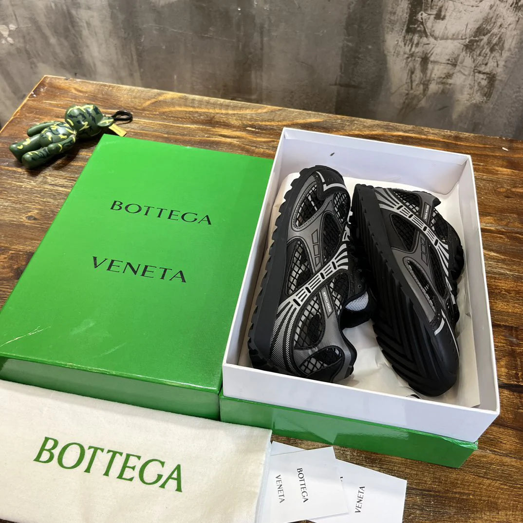 BV SNEAKER 33