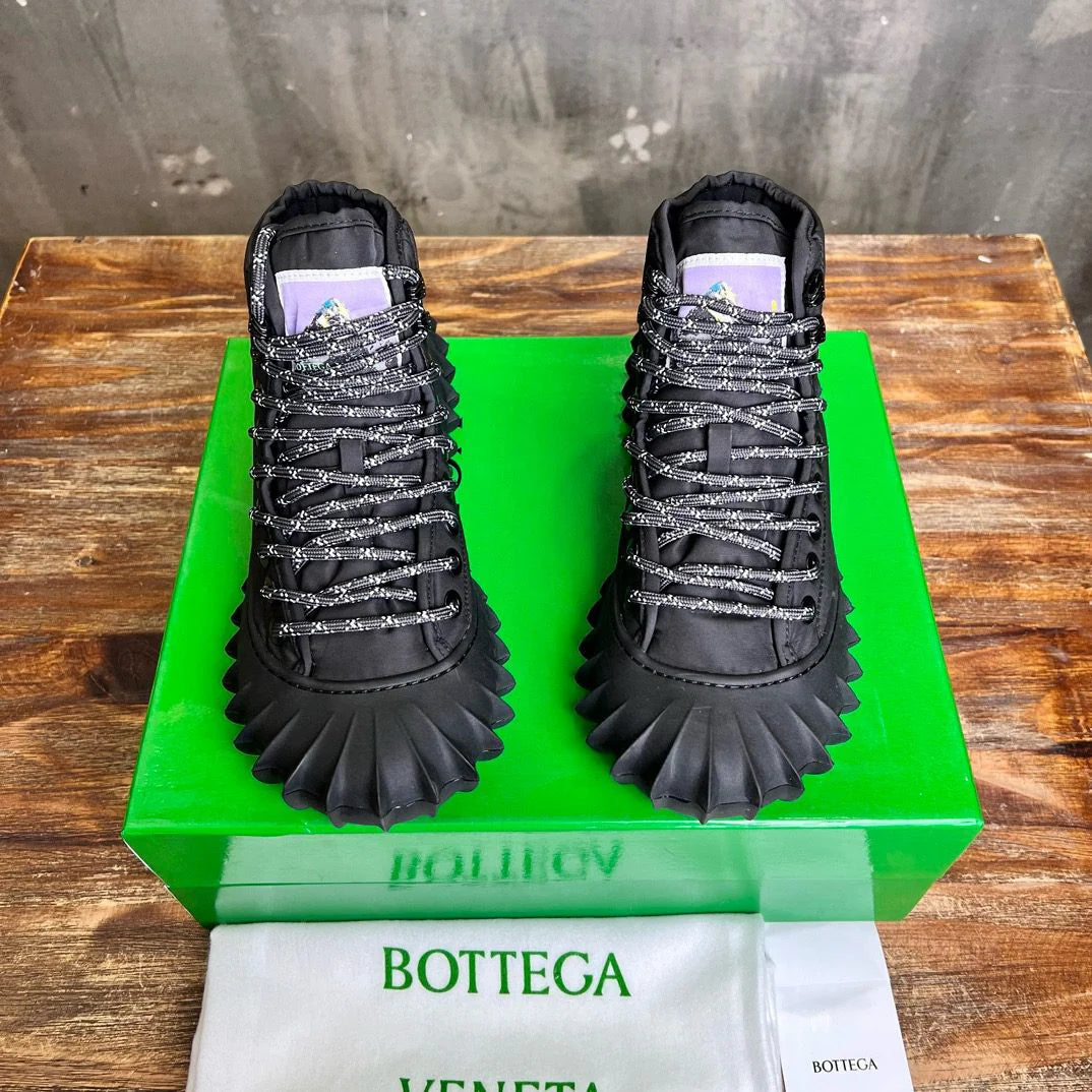 BV SNEAKER 38