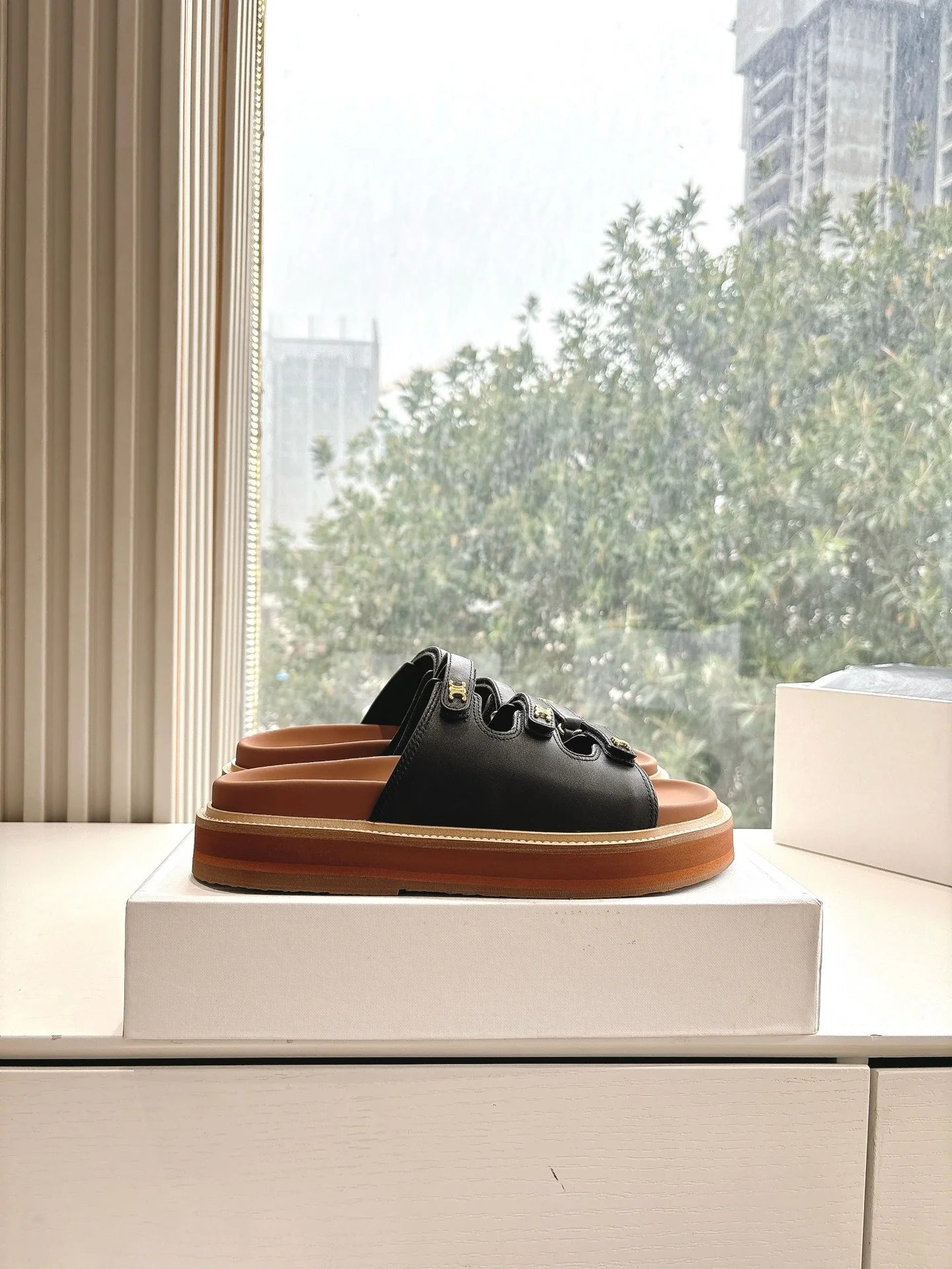 CELINE SANDAL