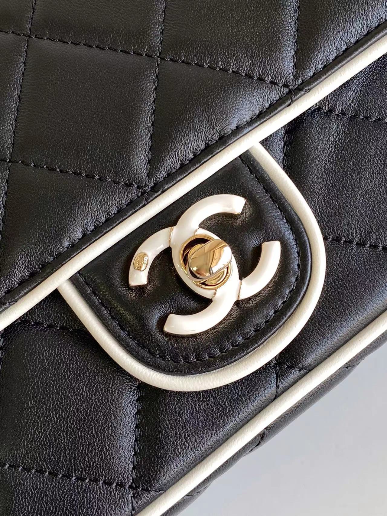 CHANEL BAG