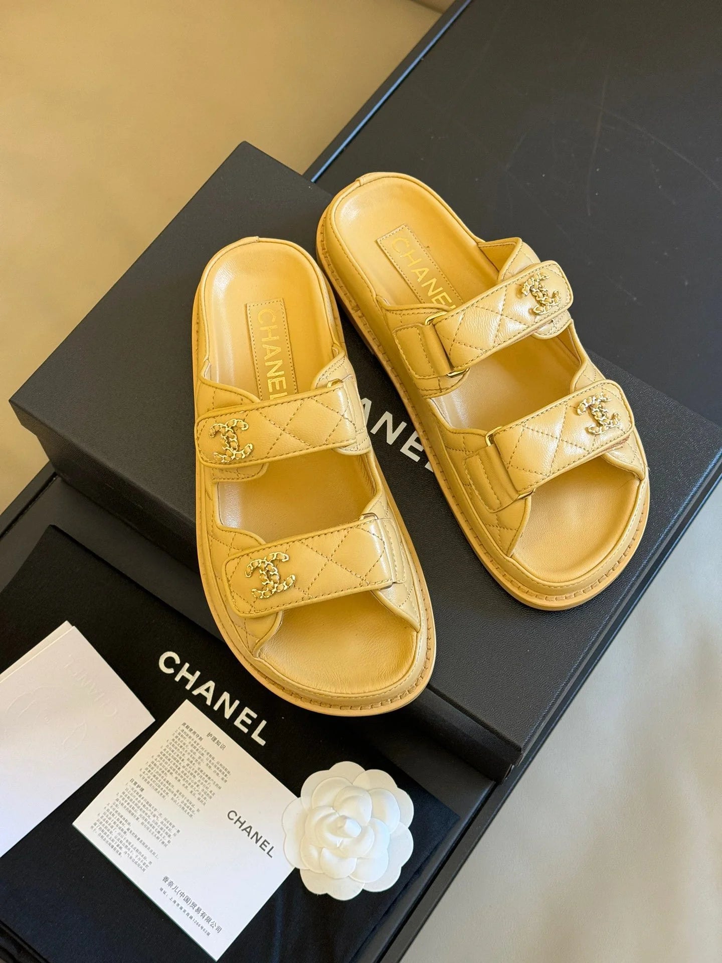 CHANEL SANDAL