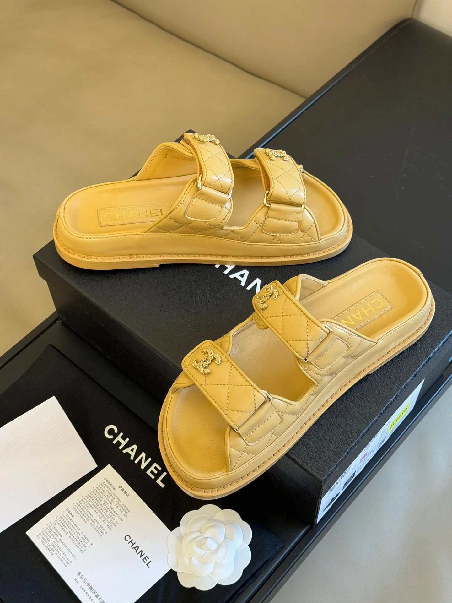 CHANEL SANDAL