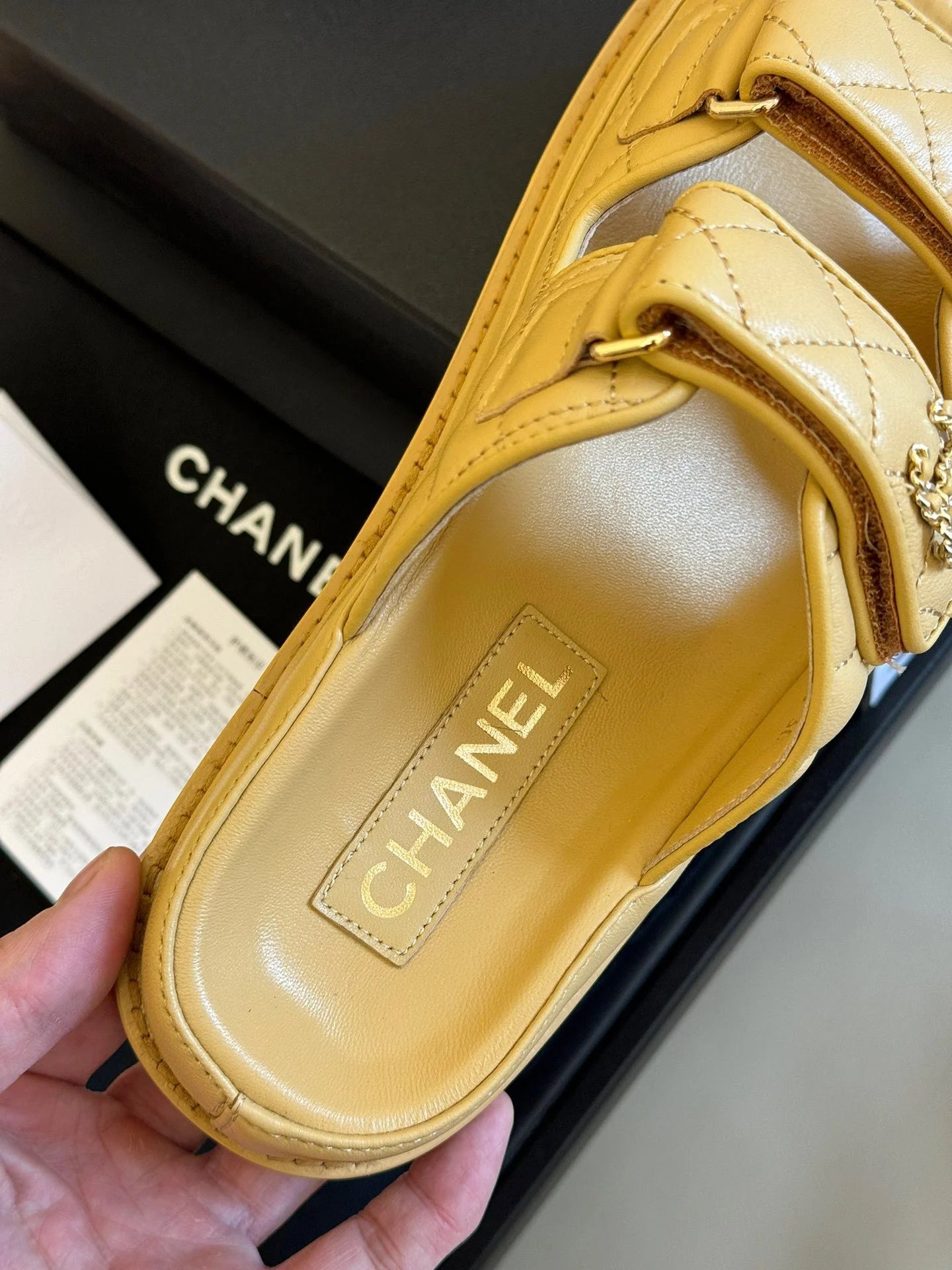 CHANEL SANDAL