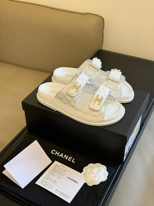 CHANEL SANDAL