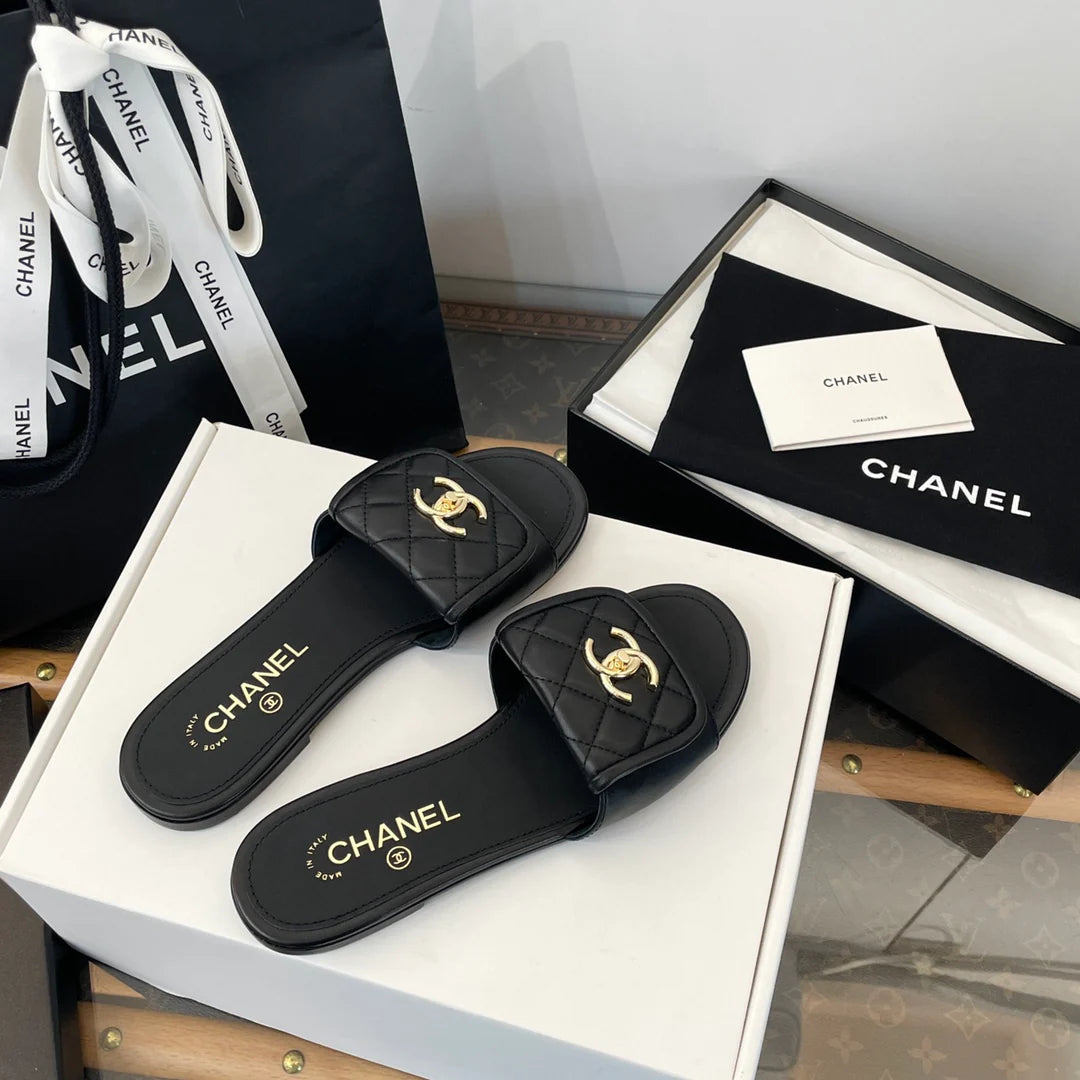 CHANEL SANDAL