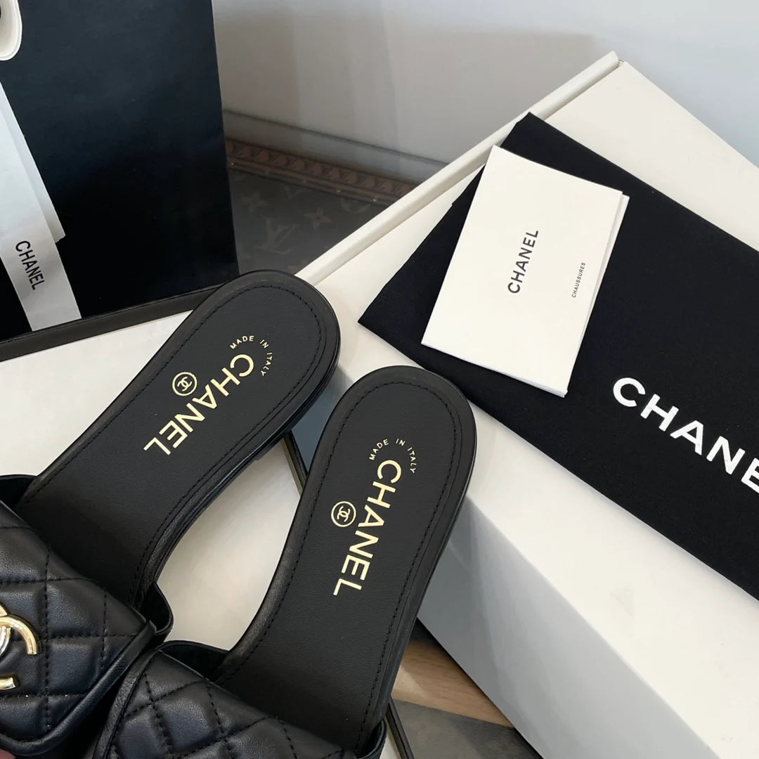 CHANEL SANDAL