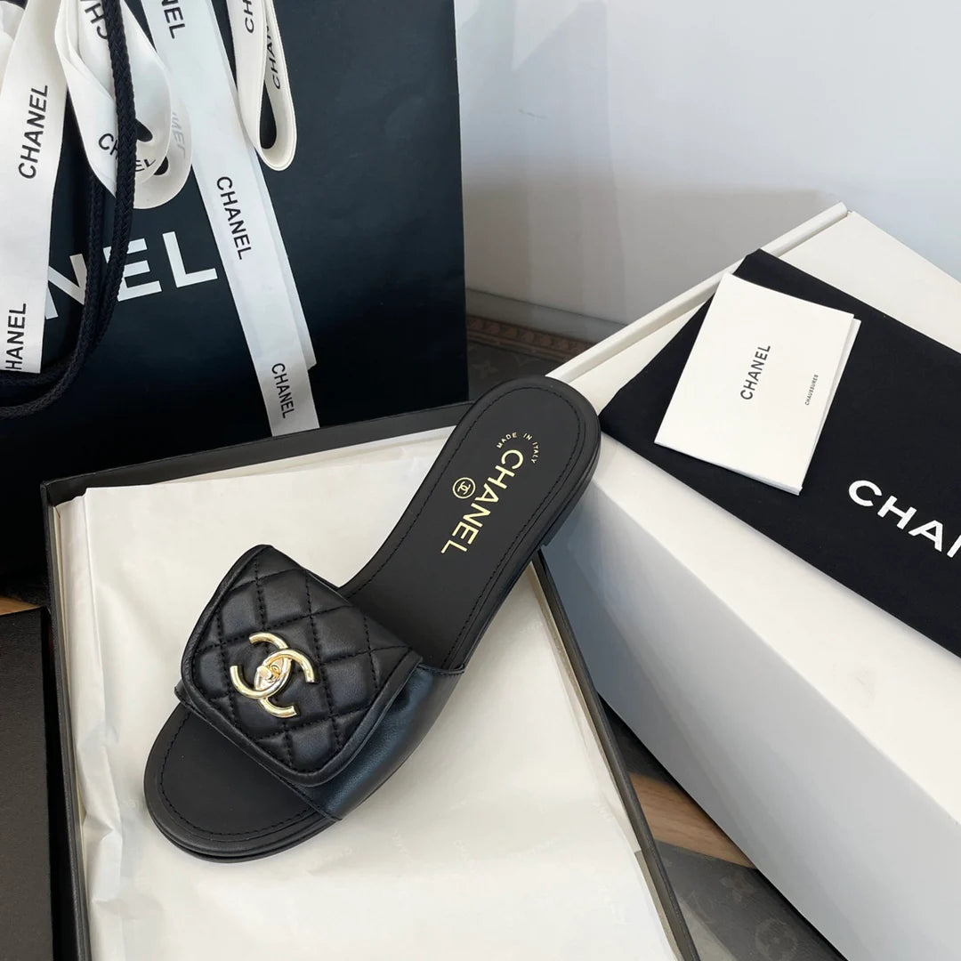 CHANEL SANDAL