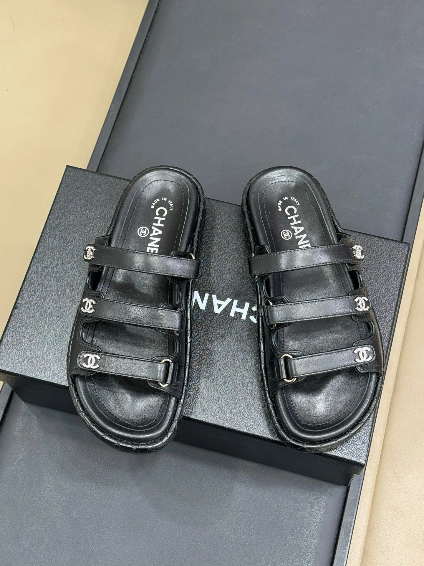 CHANEL SANDAL