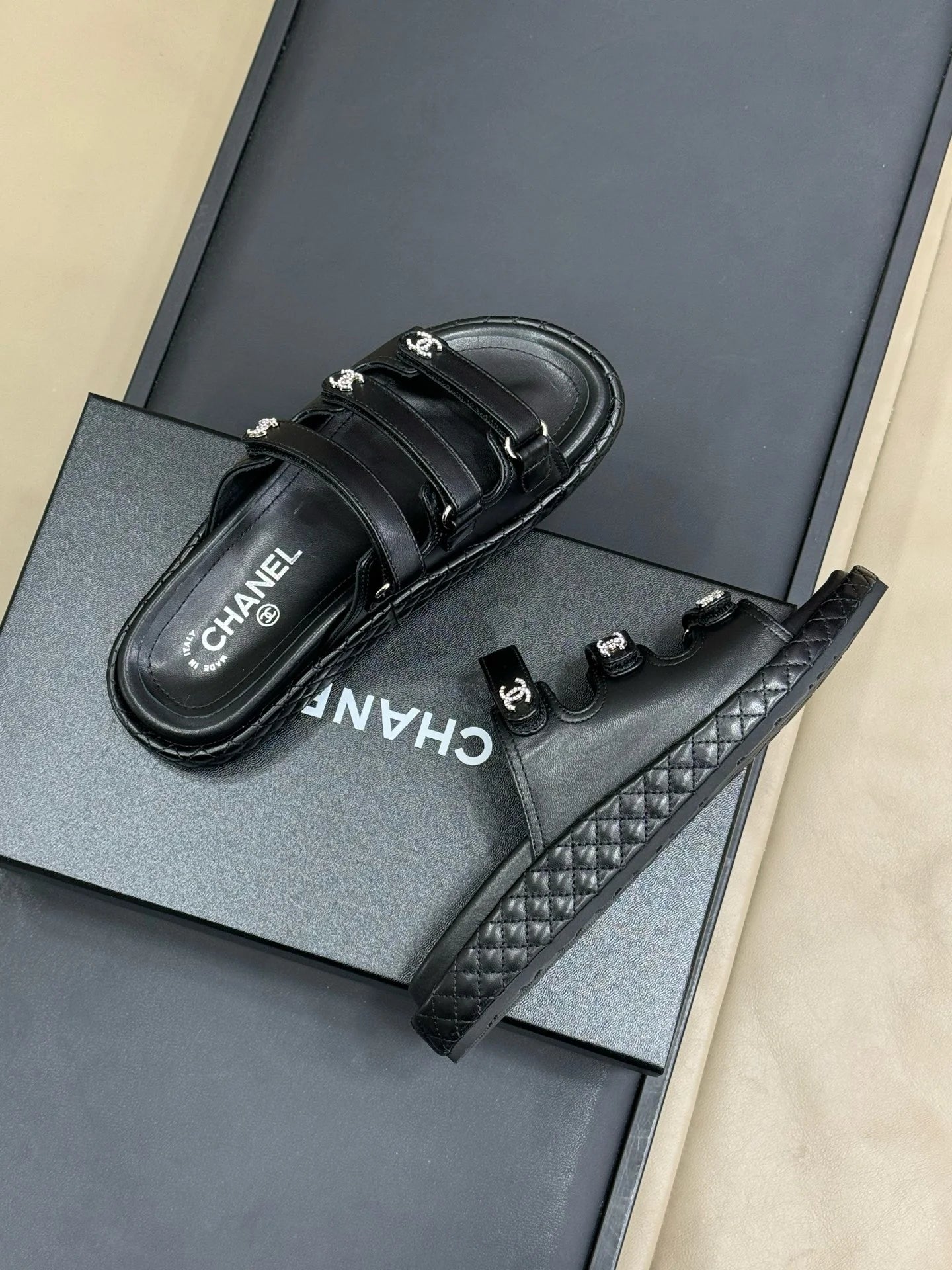 CHANEL SANDAL