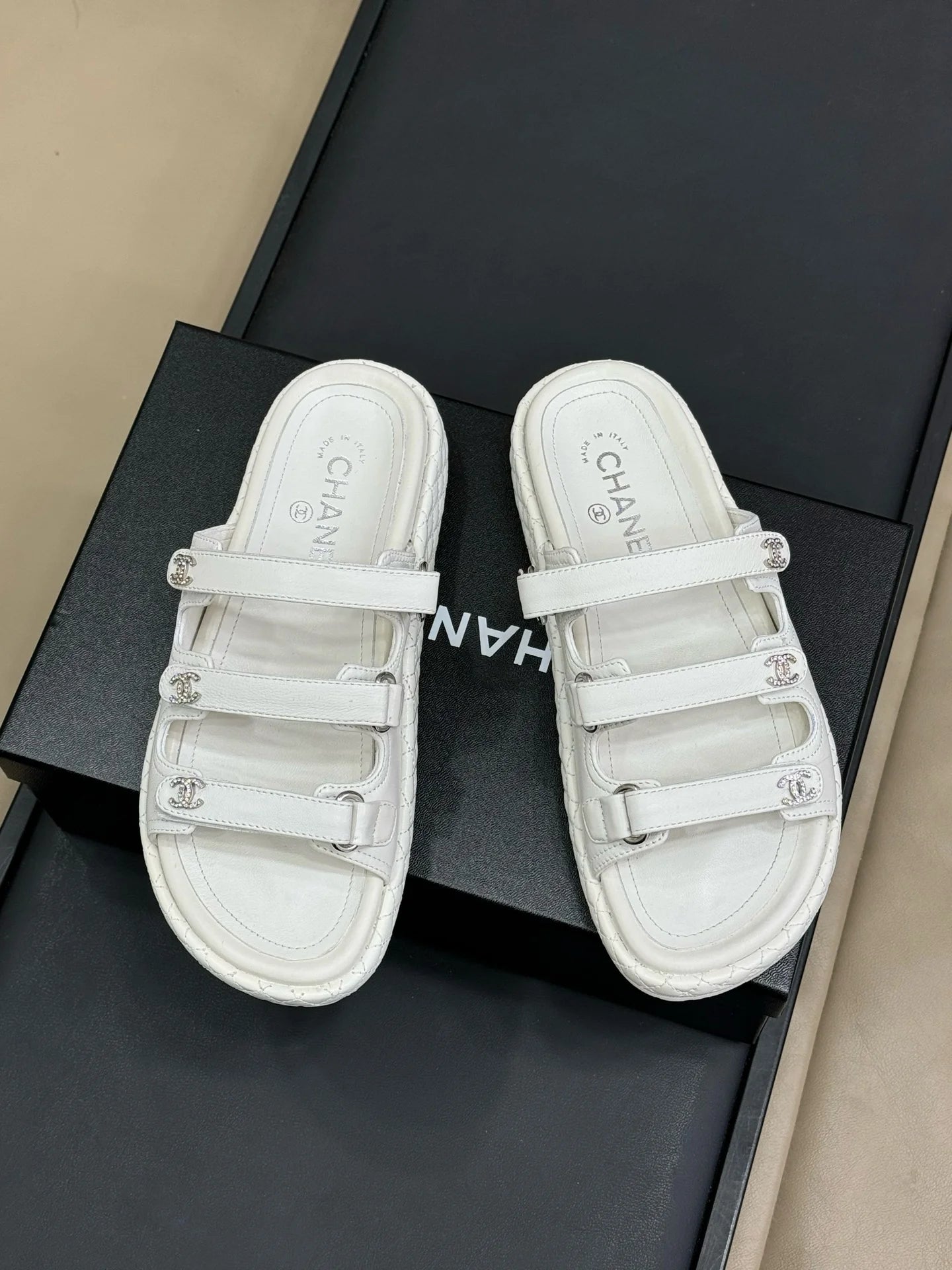 CHANEL SANDAL