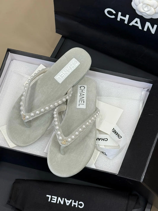 CHANEL SANDAL