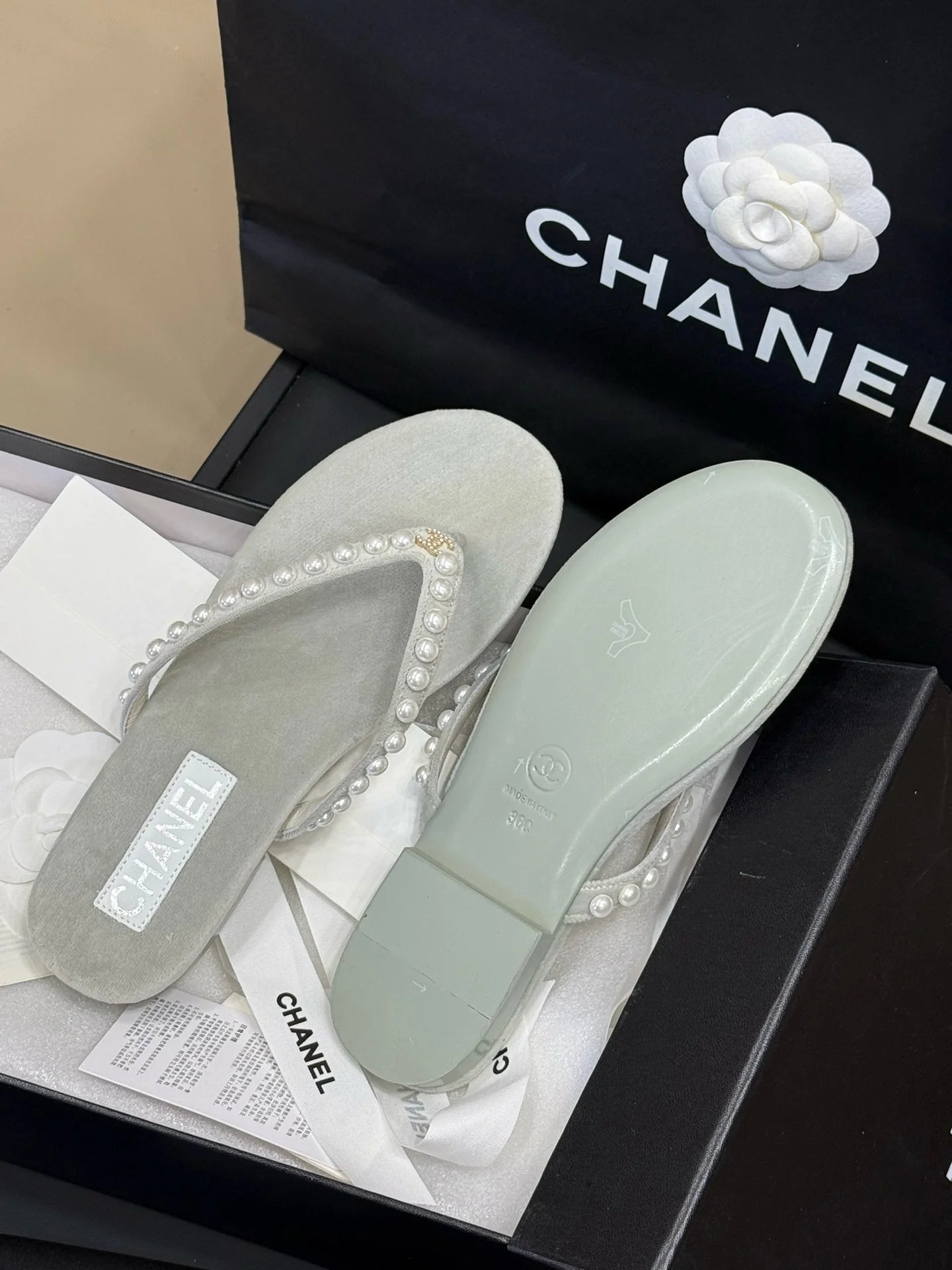CHANEL SANDAL