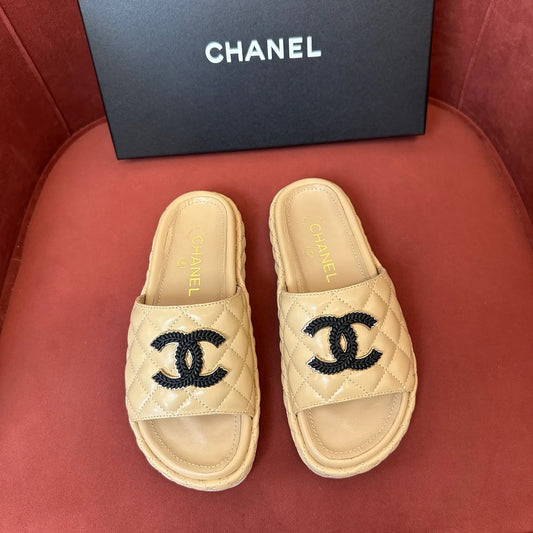 CHANEL SANDAL