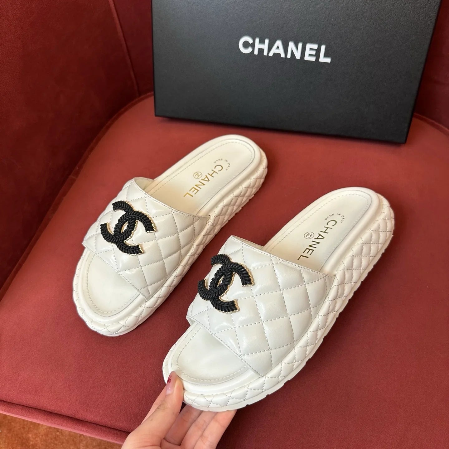 CHANEL SANDAL