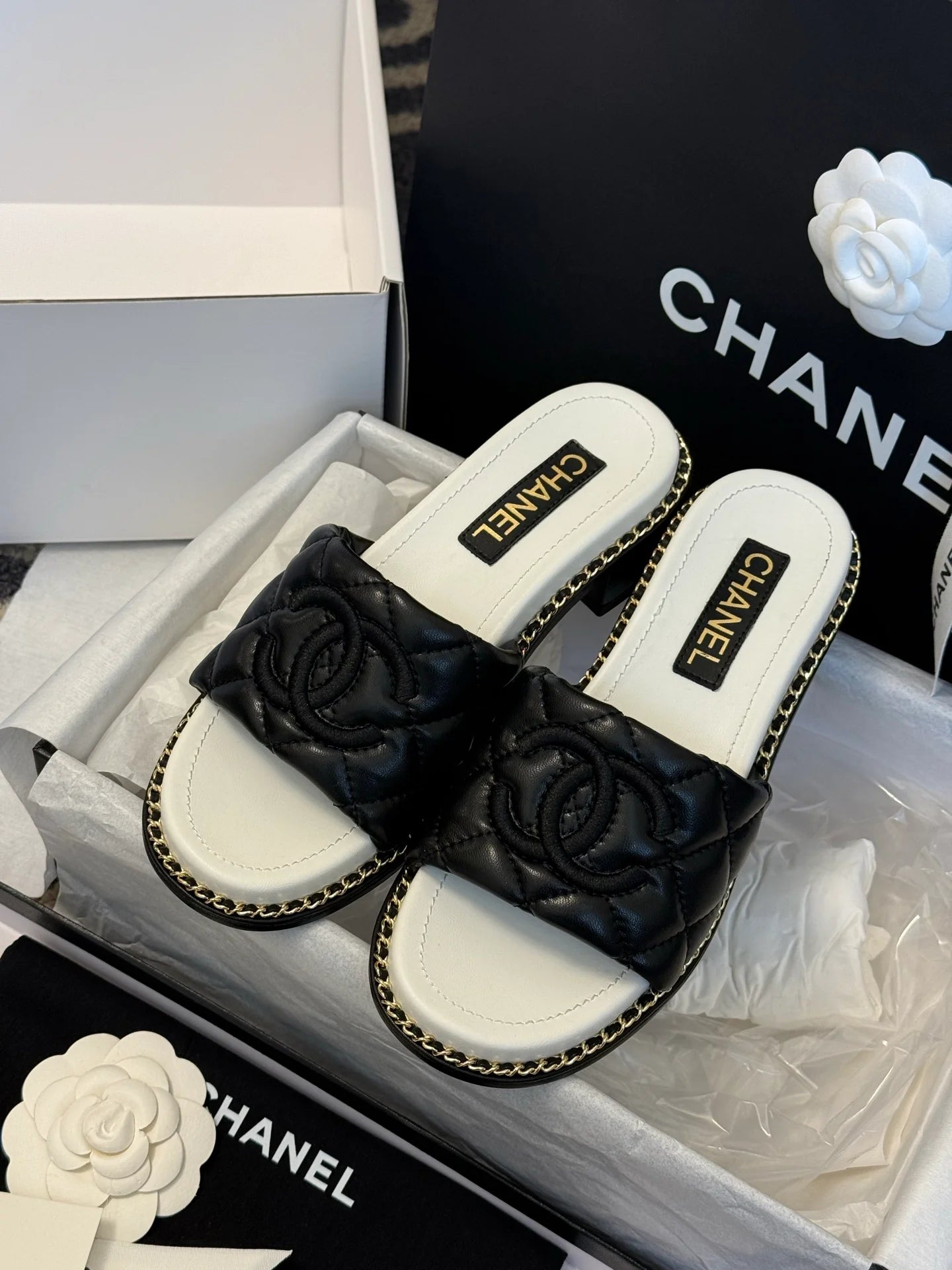 CHANEL SANDAL