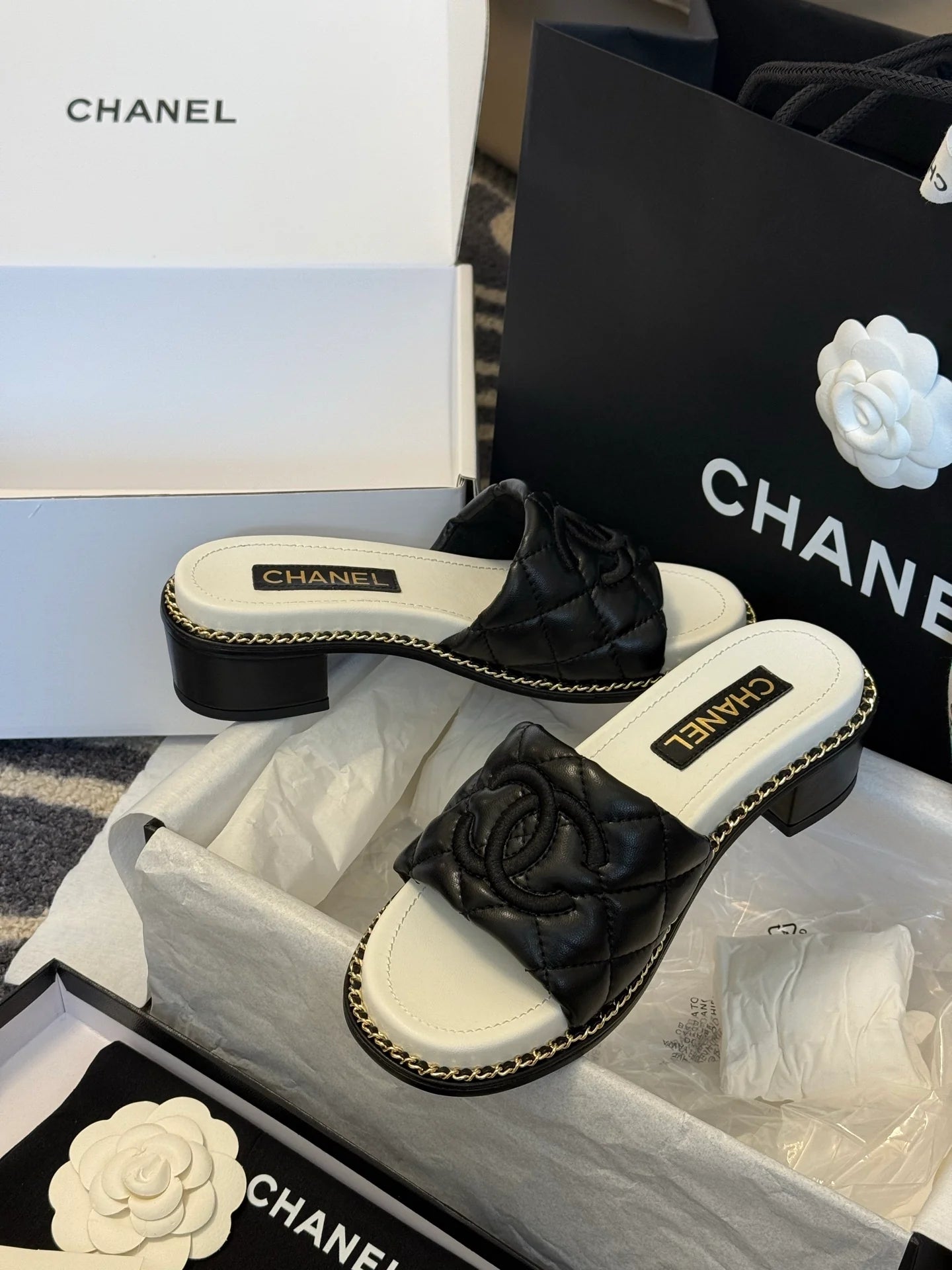 CHANEL SANDAL