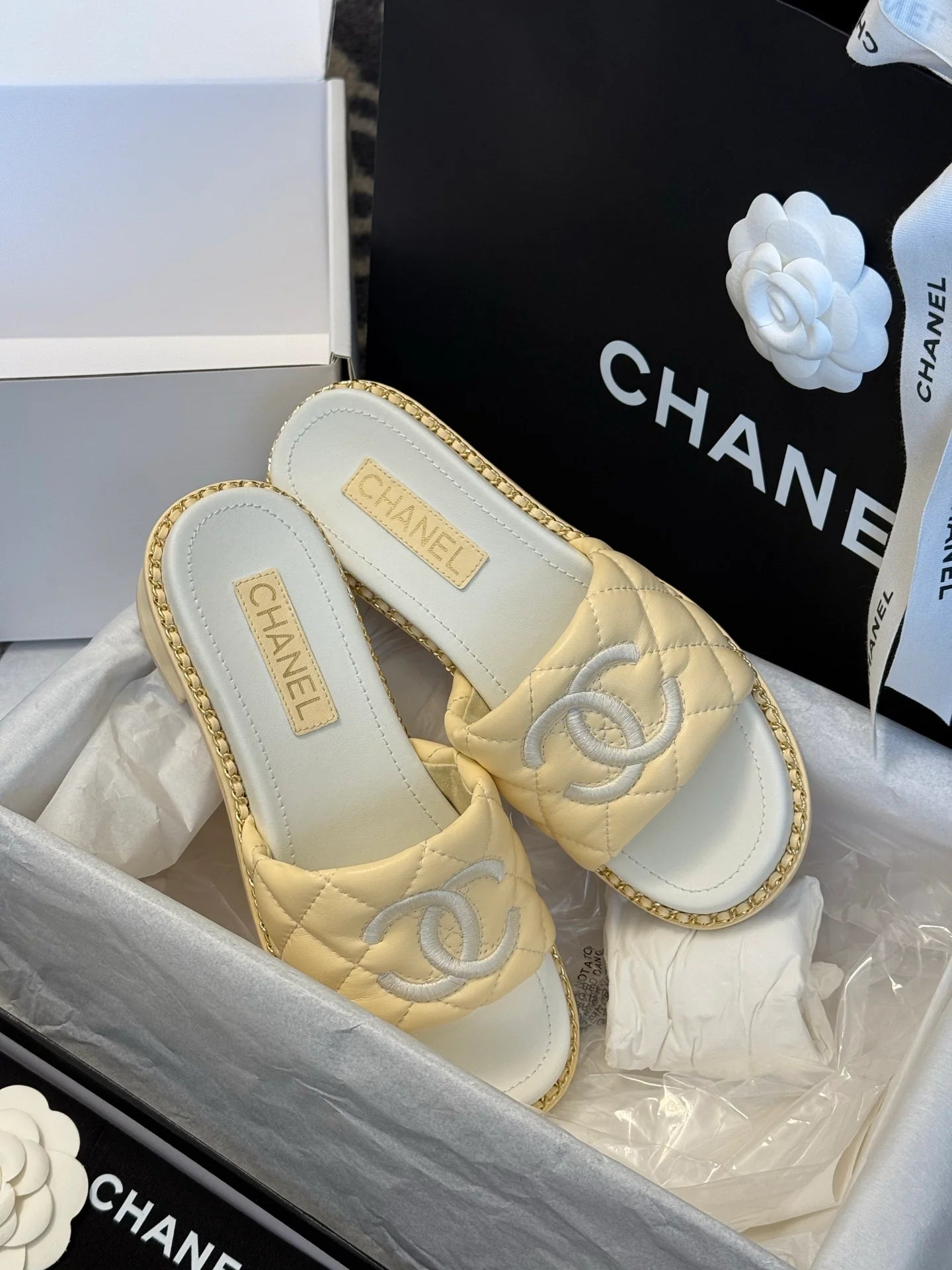 CHANEL SANDAL