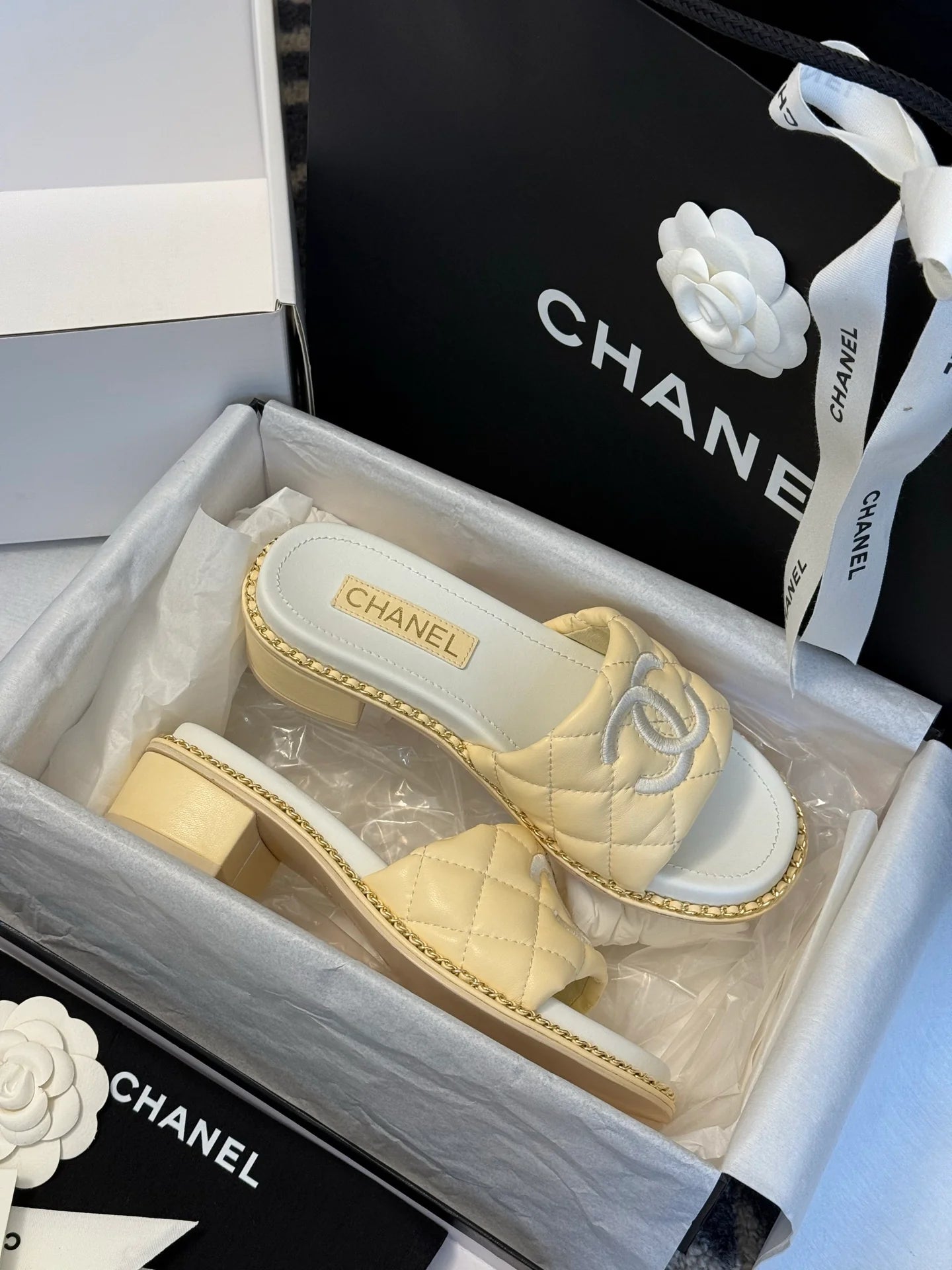 CHANEL SANDAL