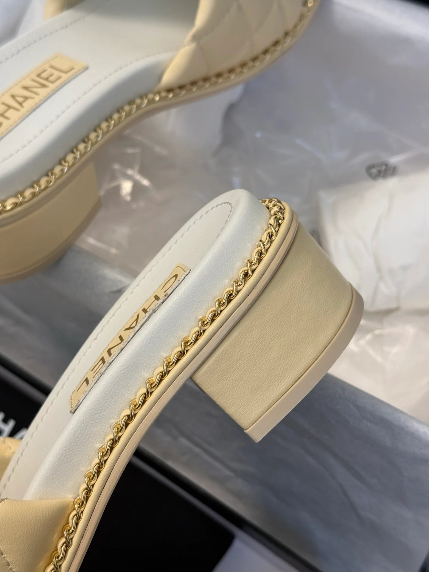 CHANEL SANDAL