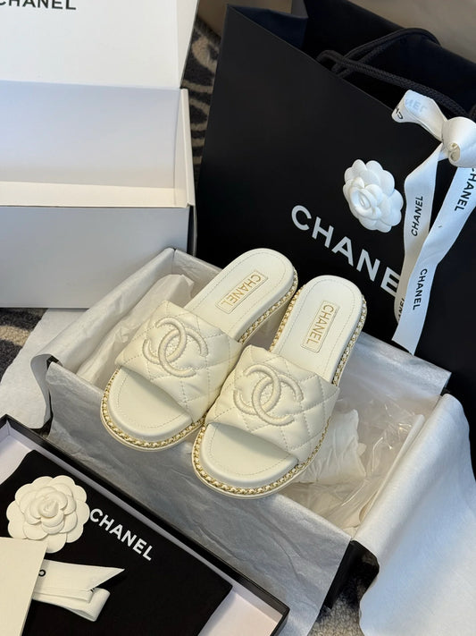 CHANEL SANDAL