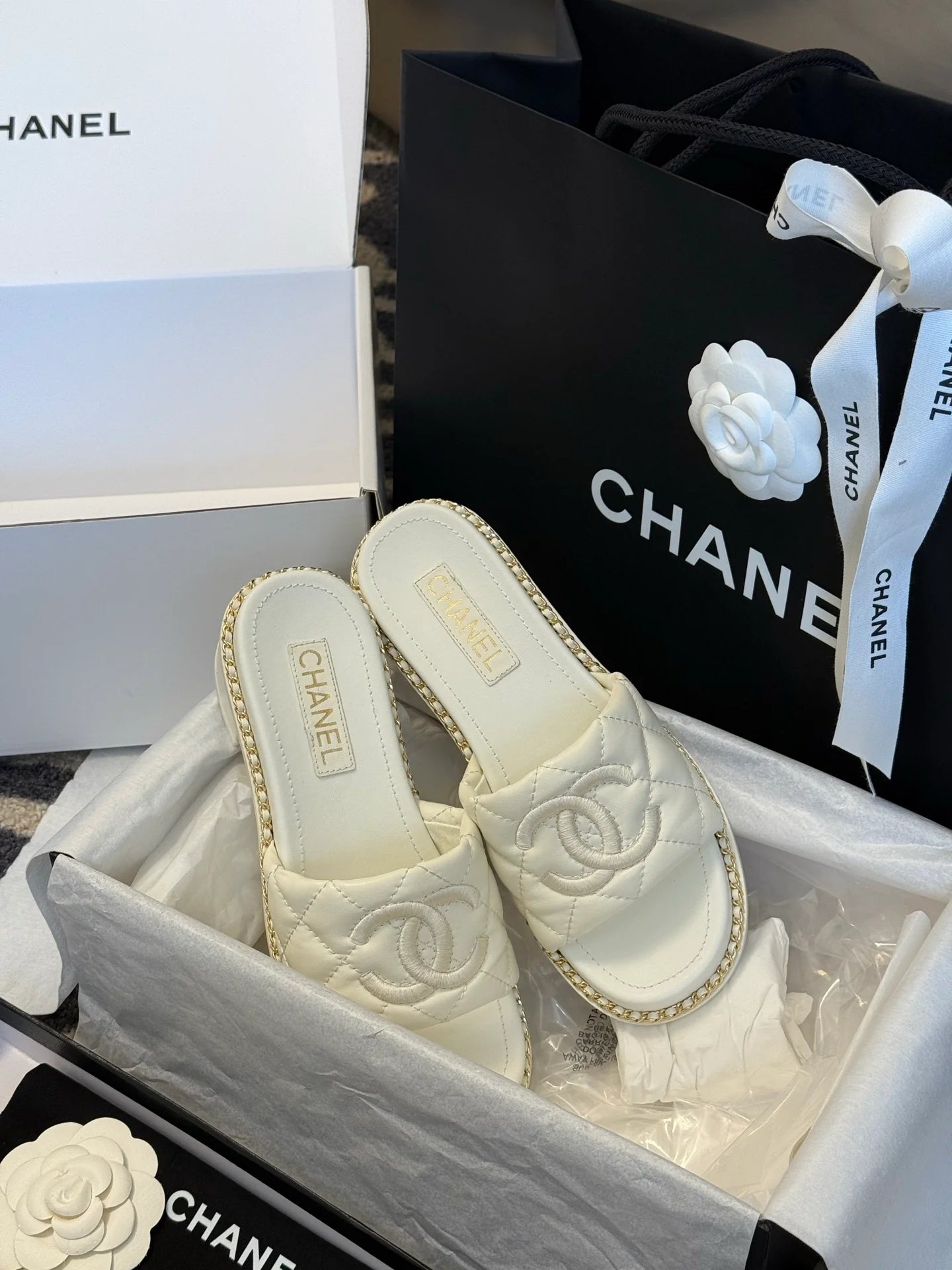 CHANEL SANDAL
