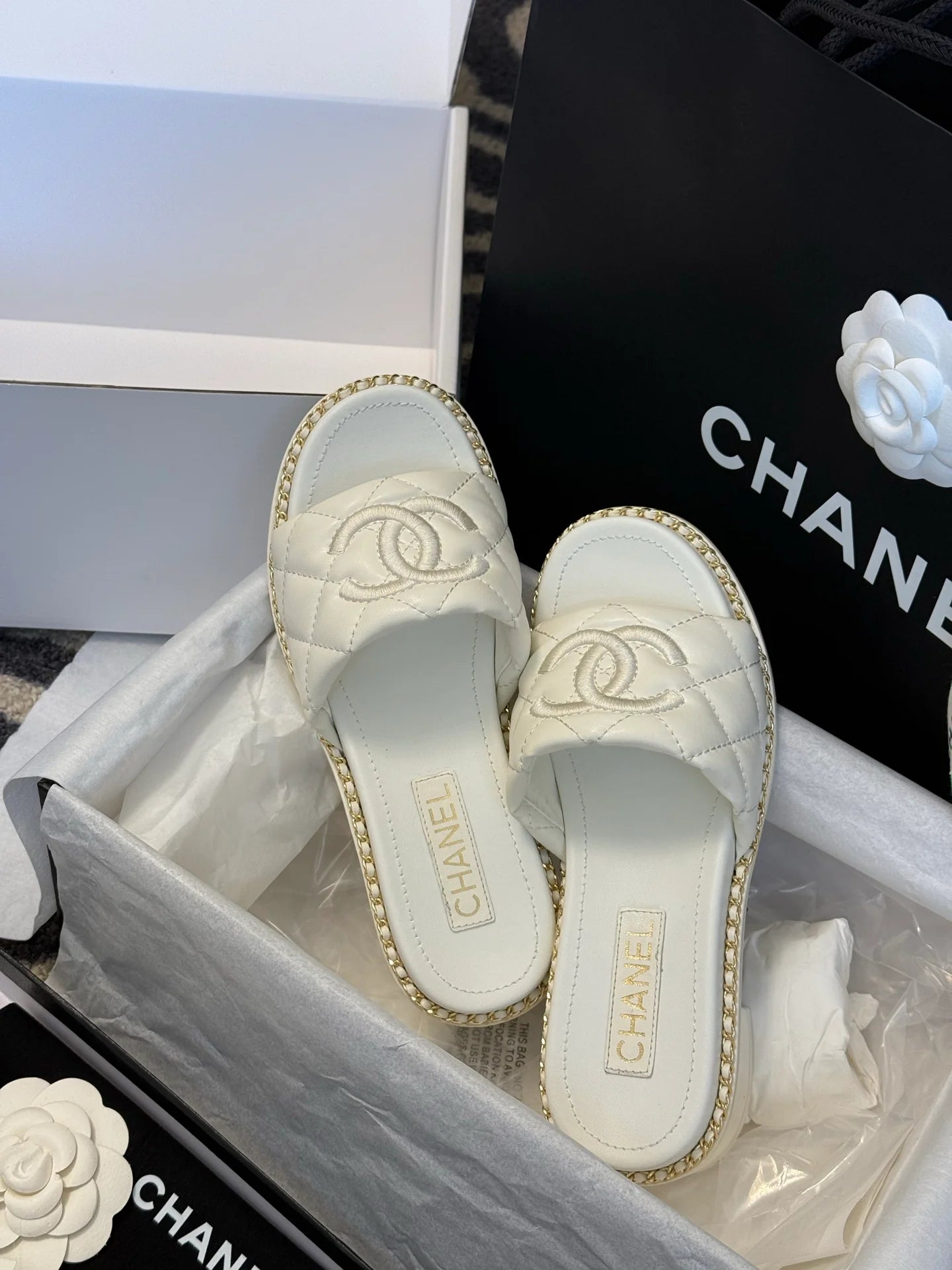 CHANEL SANDAL