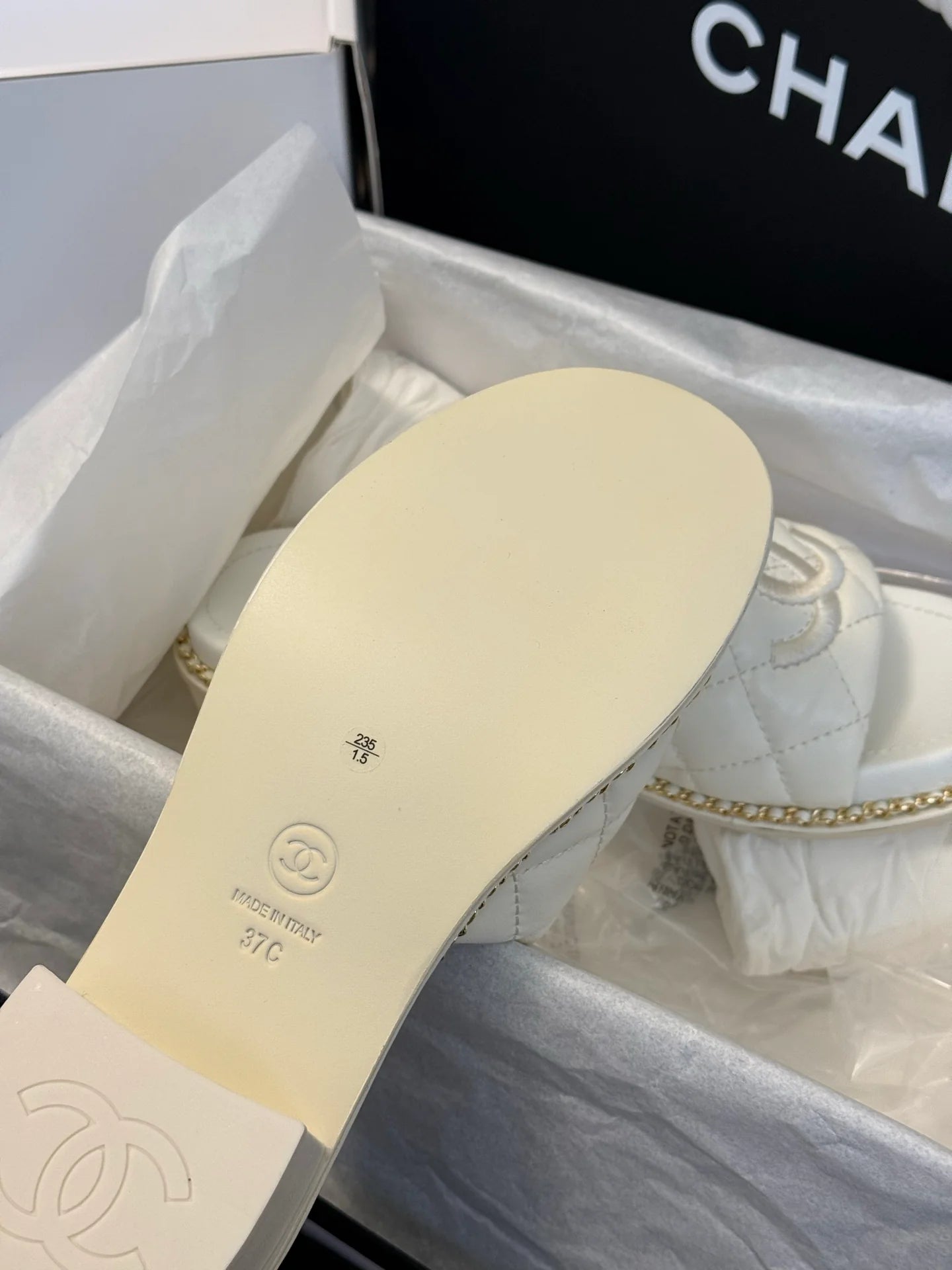 CHANEL SANDAL