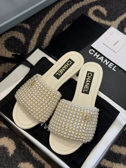 CHANEL SANDAL