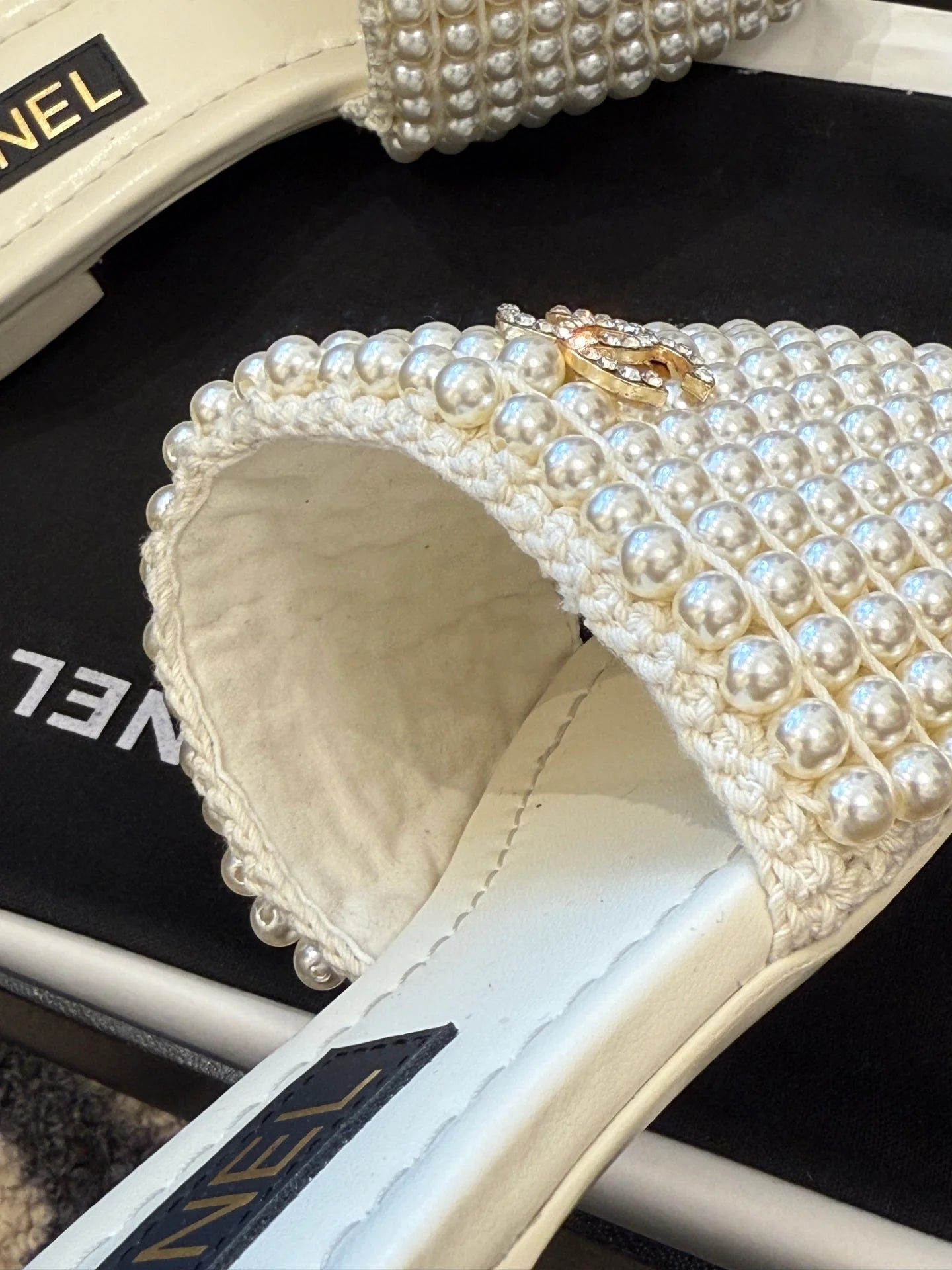 CHANEL SANDAL