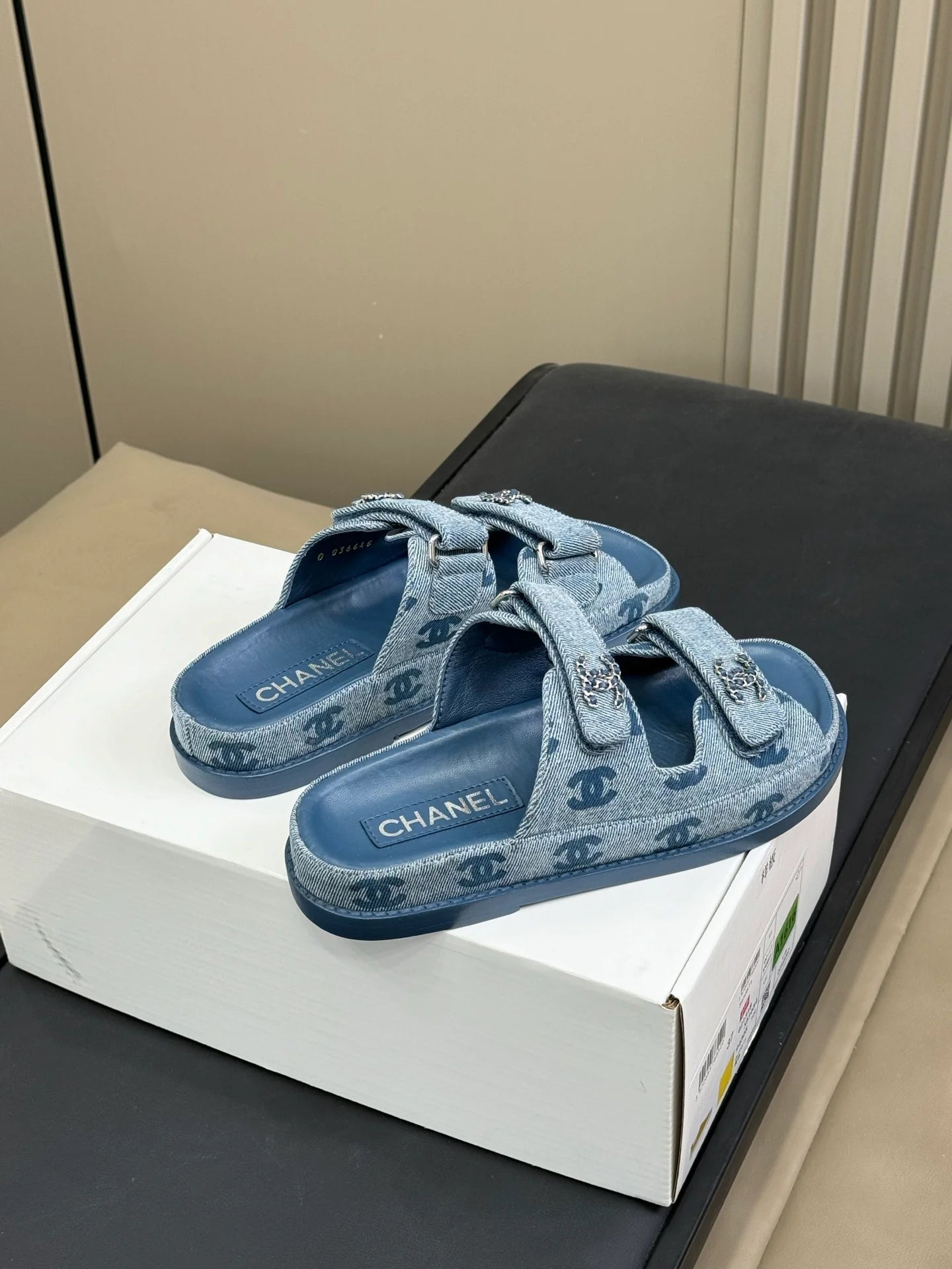 CHANEL SANDAL