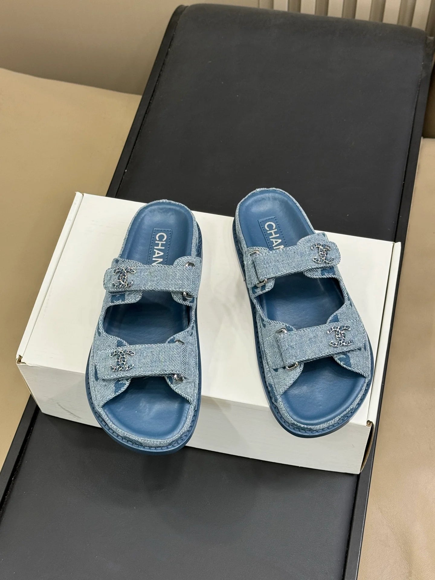 CHANEL SANDAL