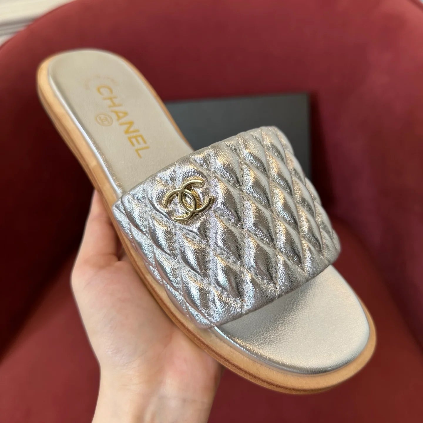 CHANEL SANDAL