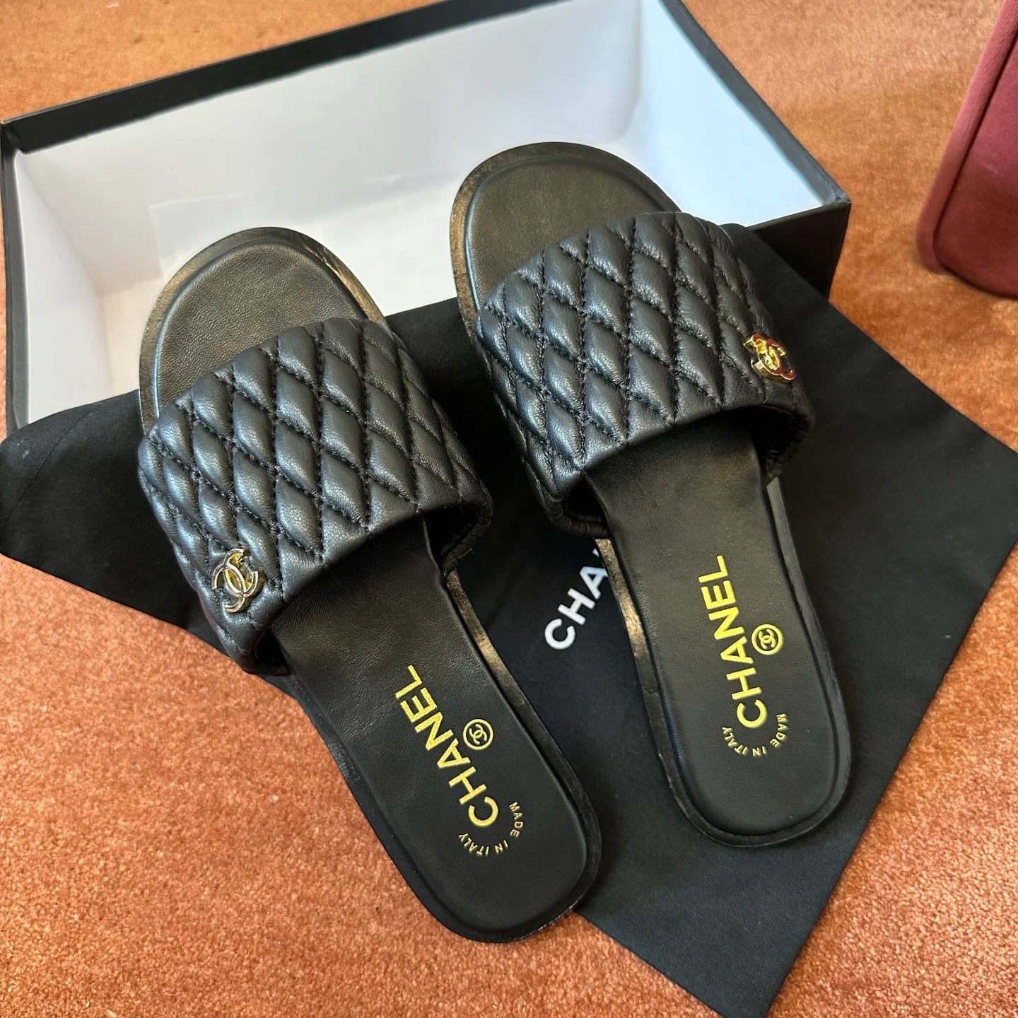 CHANEL SANDAL