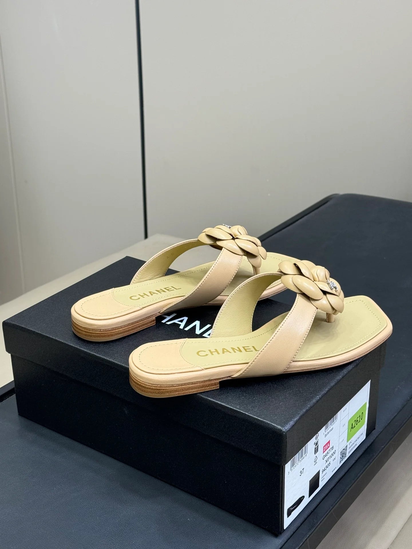 CHANEL SANDAL